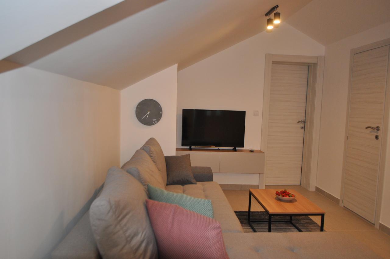 Apartment Maritimo Kotor Bagian luar foto