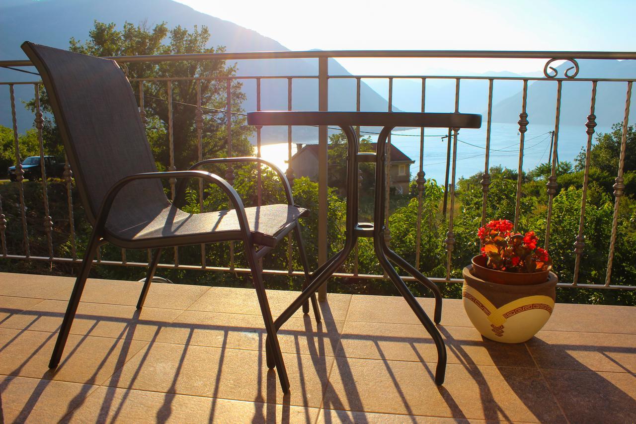 Apartment Maritimo Kotor Bagian luar foto
