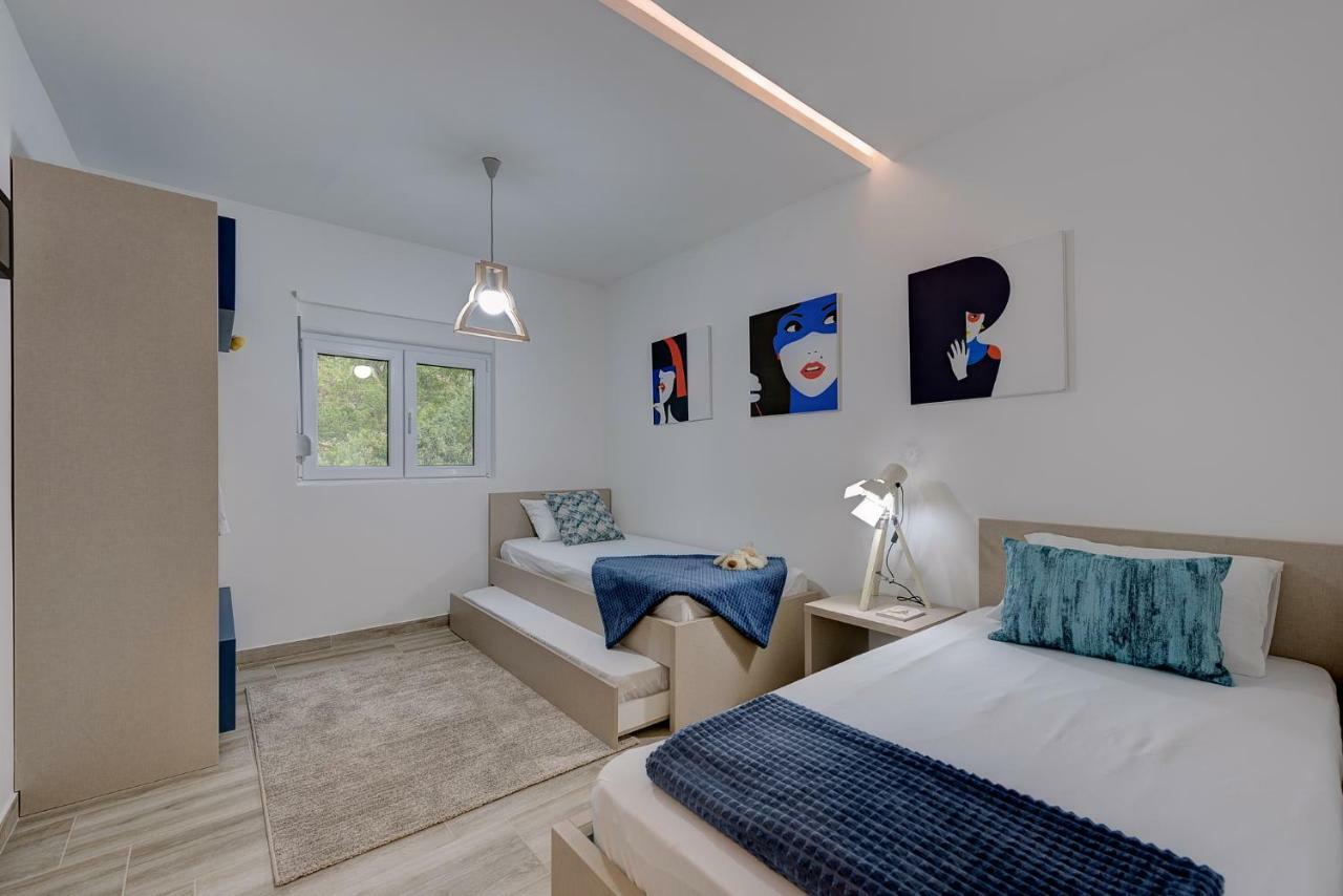 Apartment Maritimo Kotor Bagian luar foto