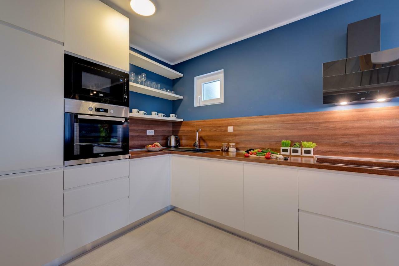 Apartment Maritimo Kotor Bagian luar foto